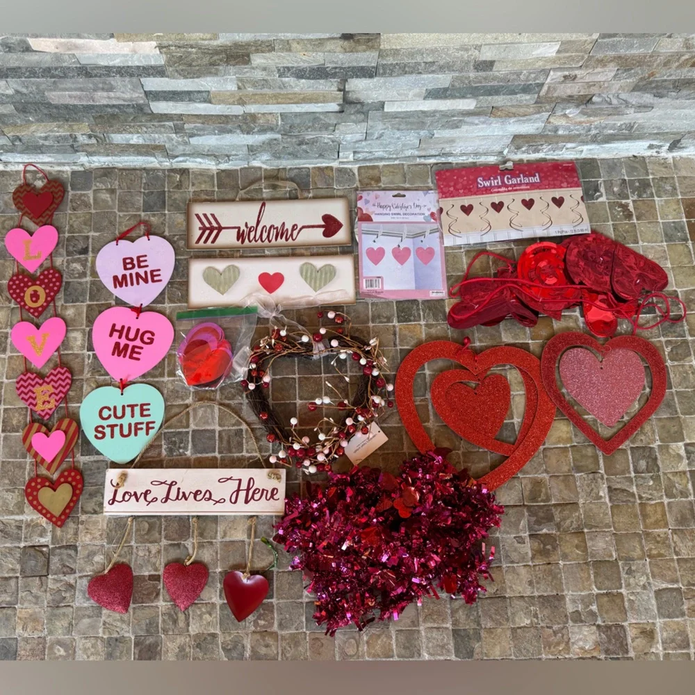 Valentine's Day Heart Decoration Set price for all